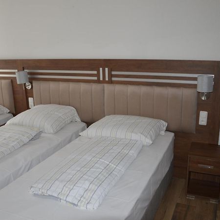 Hotel Colonia Zewnętrze zdjęcie